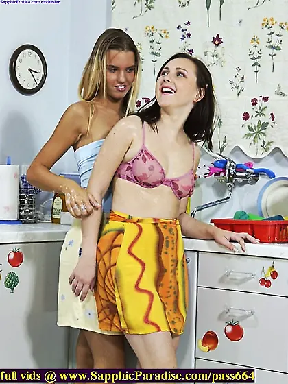 Sapphic Erotica happy lesbian girls