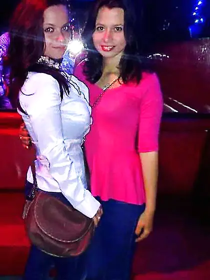 HUGE-BOOBED TETTONA AMICA DELLA MIA EX GIRLFIREND: NO BARE