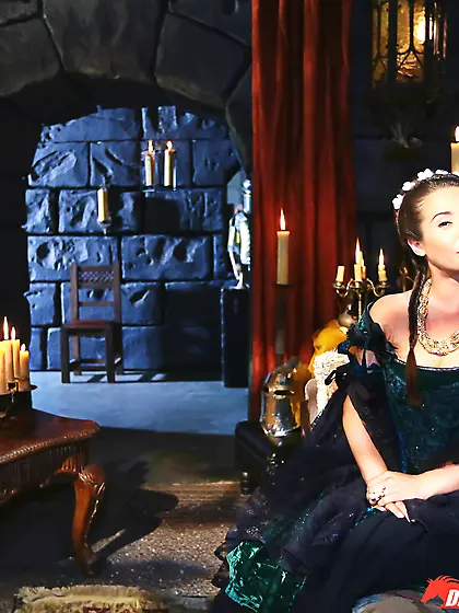 Dark-haired maiden with a sword gets banged by a big-dicked knig