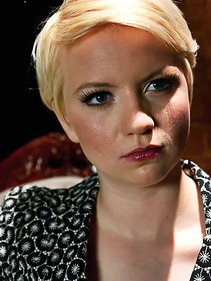 Lusty blonde babe tight