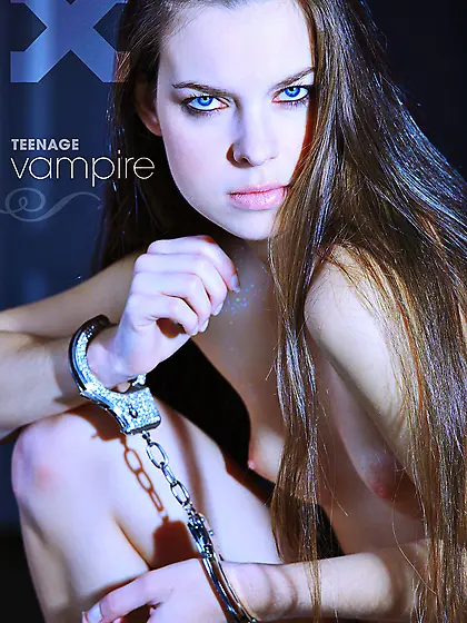 Astonishing brunette stunner sexy