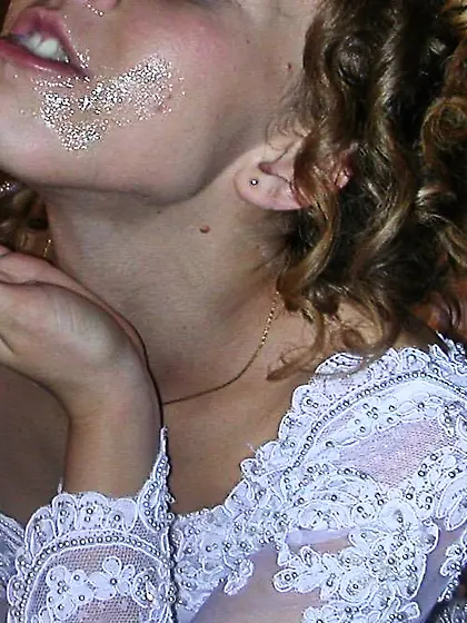 Young N. E.  Mom naked for the Web