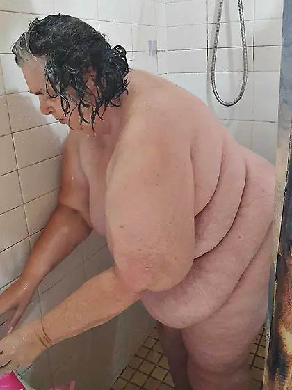 more supersize fat fuck pig me