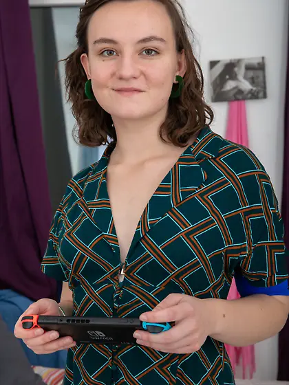 Sexy girl spreading her ass cheeks to give you a great view