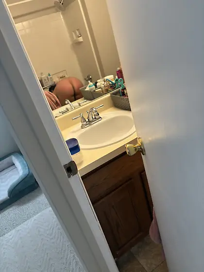 Spying on nude mother in law bending over