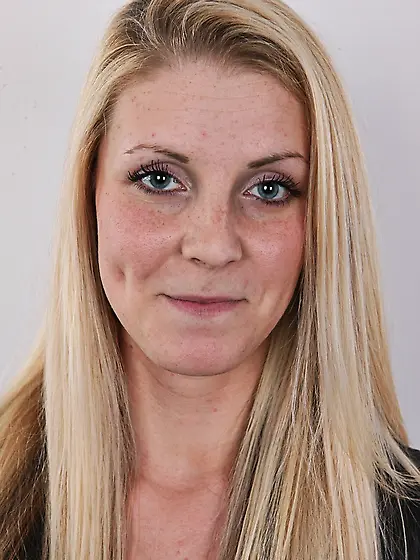 Small-titted blondie stands chance