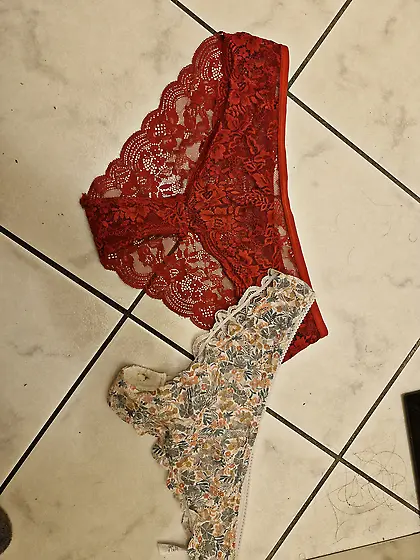 Masturbation dans ses culottes