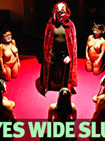 Smoking hot chick golden