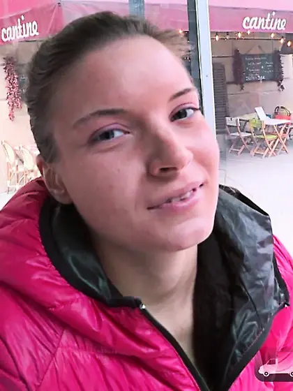 Foxy babe displays banging