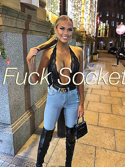 Fuck socket