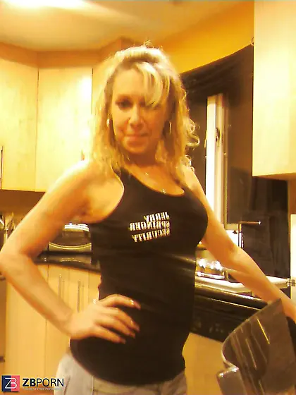 N. J HOE - Cheryl from SmutDates