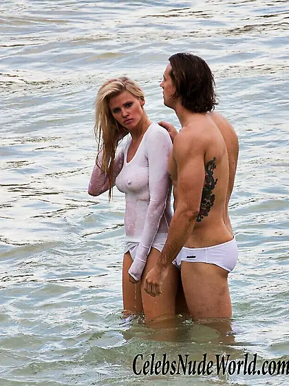 Hot pics of Lara Stone