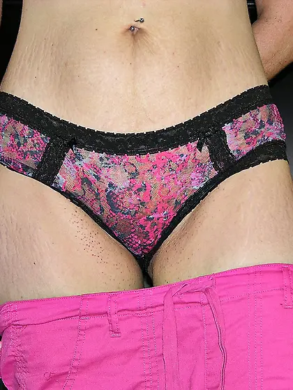 Mature Amateur Spreads Nude