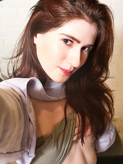 I like to take pics of my perfect tits