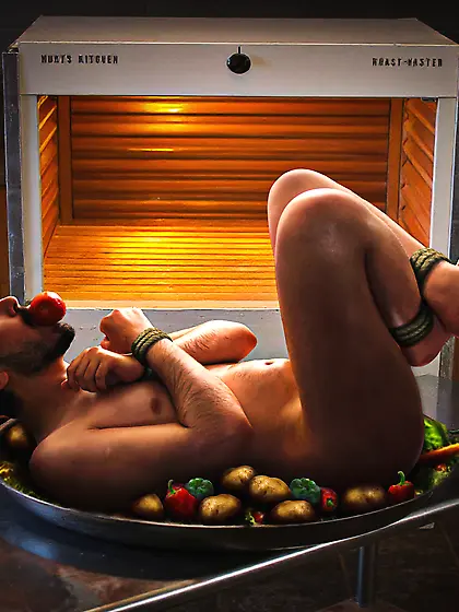 Nude male ready for oven dolcett fantasy   apple g