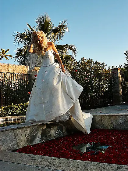 Guy is penetrating Tanya James??? widely stretched pussy with fi