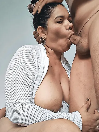 Las tetas de mi novia mamando