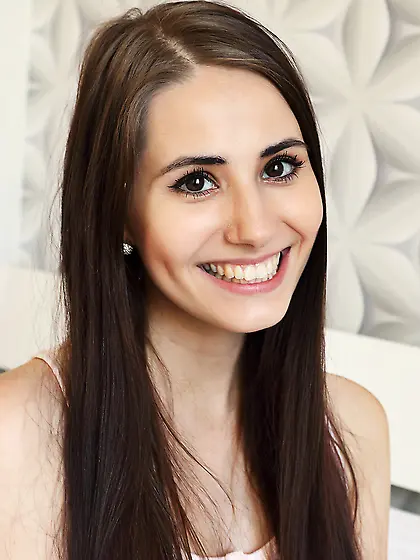 American milf pretty boobs