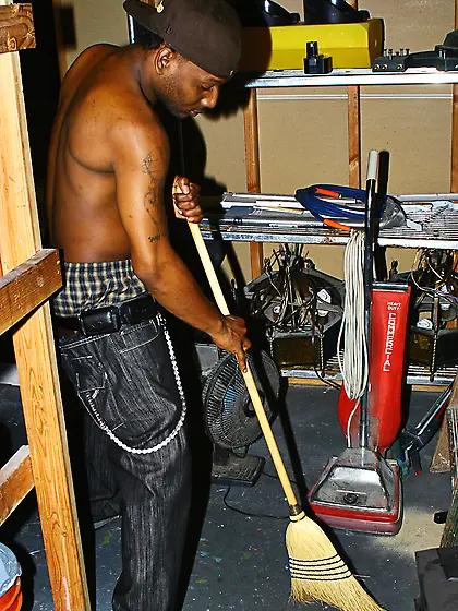 Ponytailed hottie hired a BBC,  ended up fucking him on a massage