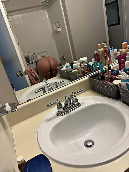 Spying on nude mother in law bending over