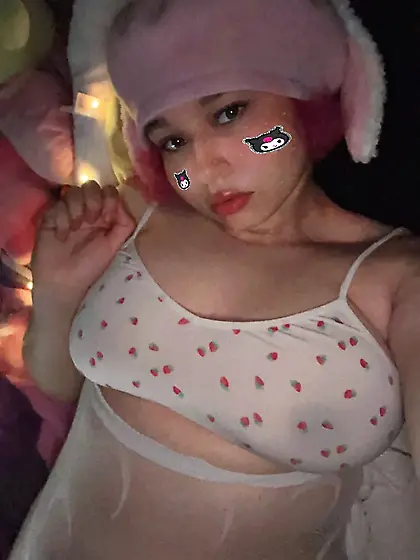 Chubby bunny girl slut