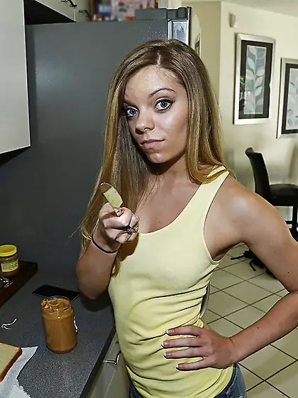 Lovely brunette teen loves sucking big hard dicks before intense