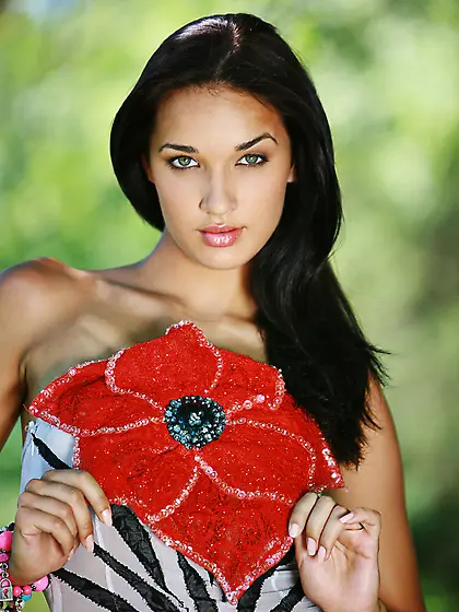 Olga M takes her hot lingerie outdoors and shows us her magnific