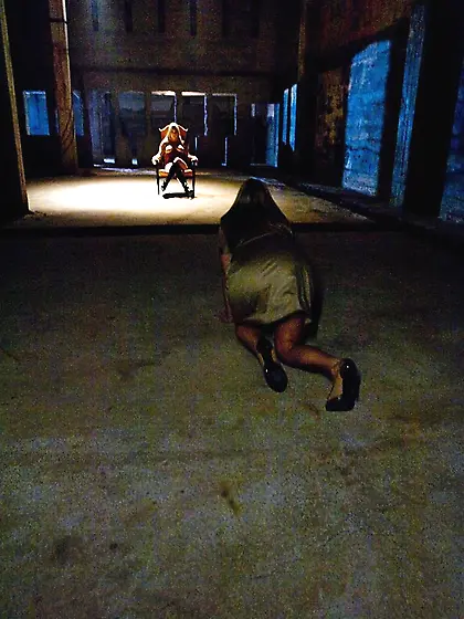 Blonde sluts ready fisting