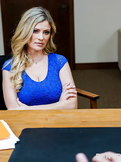 Juggy blonde babe Ellie Tay gets fucked by her son's principal