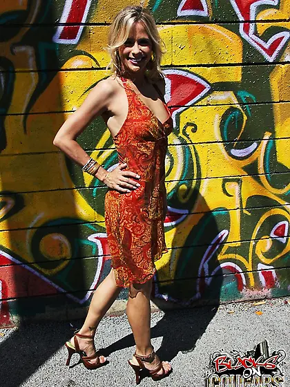 Interracial skinny blonde mature