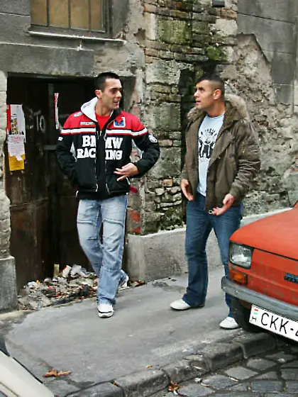 Horny blonde bitches Misty MIld and Jeny Baby got fucked by two