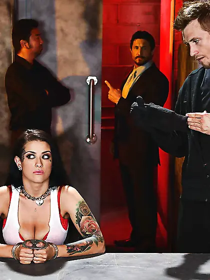 American messy hot brunette fuck