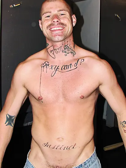 Hunk dudes shows clean