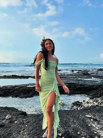 how would you wreck this hot wannabe gymslut?