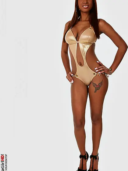 Big tit Latina honey Katia De Lys is willing to spread her ass w