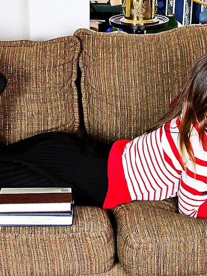 Barely legal Alice Sweets with beautiful ass and loose pussy get