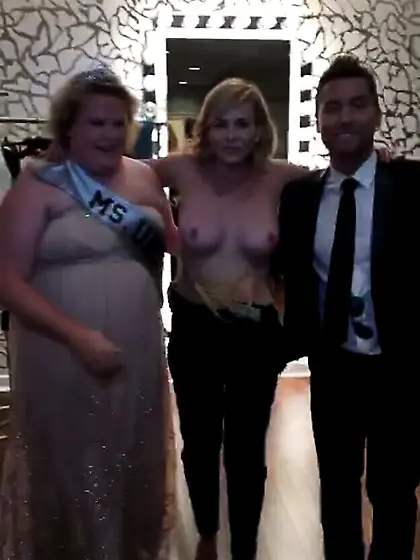 Boobs Pics of Chelsea Handler