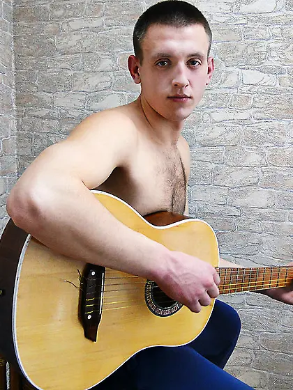 White young man deanwannaplay