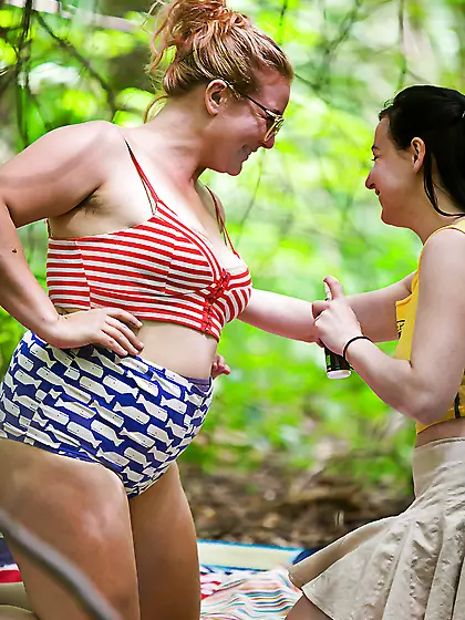 Big tits chubby amateur lesbian