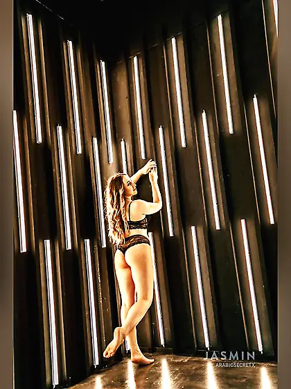 Teen athletic dildo webcam