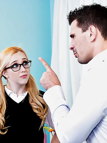 Stepdad tries to comfort bookworm with pigtails and sex is the b