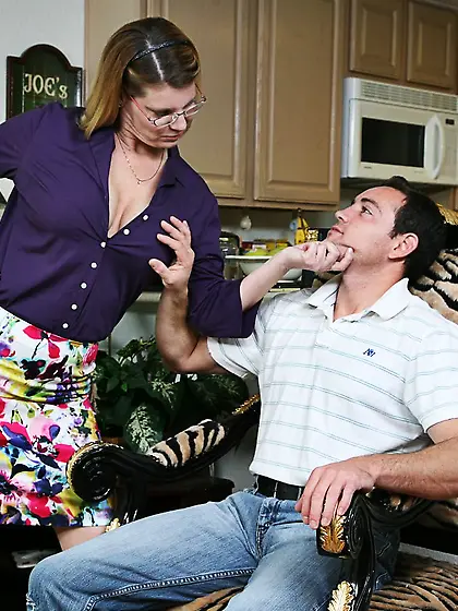 Busty MILF with glasses Kayla Cam gets cum shots after getting h