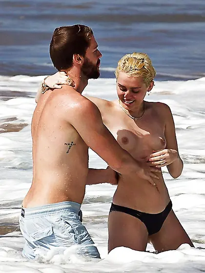 Miley Cyrus in a bikini in Hawaii