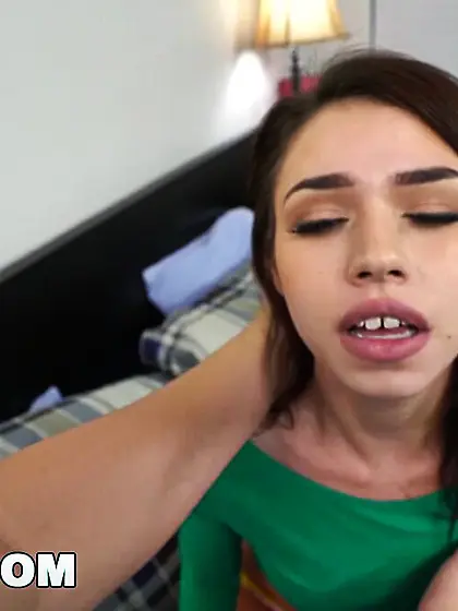 Gagged teen spinner's ass smashing 