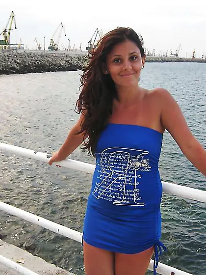 Romanian dame that loves to cheat on her BOYFRIEND