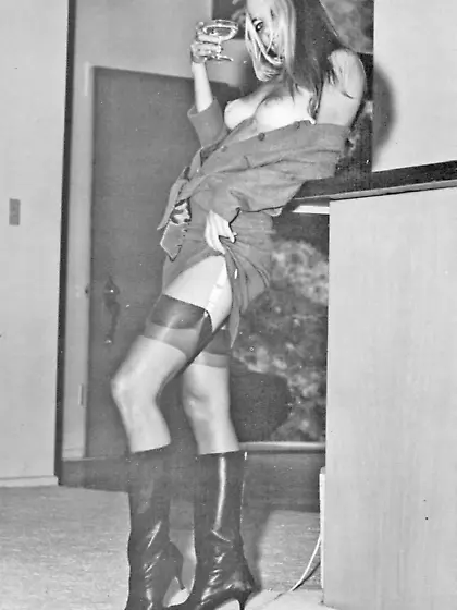 retro sluts in boots geile stiefelfrauen retro