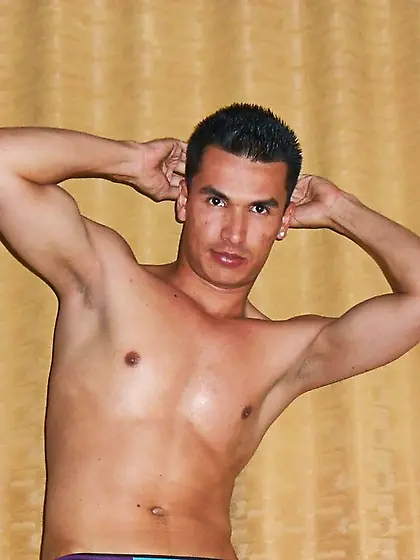 Latin gay ferchohotxx dancing