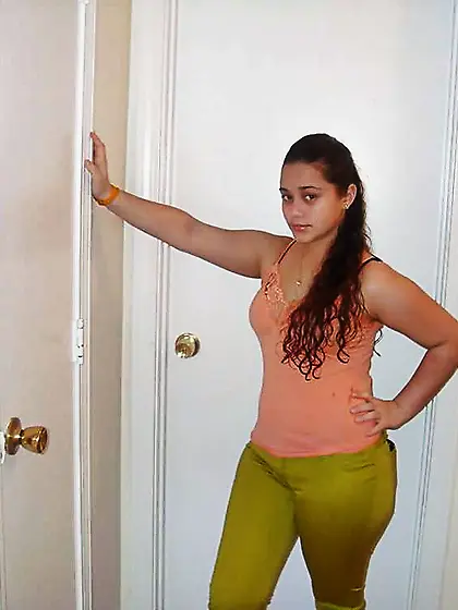 SUSANS MATE THE DAMSEL AROUND THE BLOCK