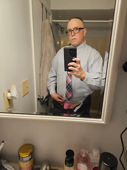 VenemousVixxxen,  SissyBillieJay,  VikkiSixxx,  Me!