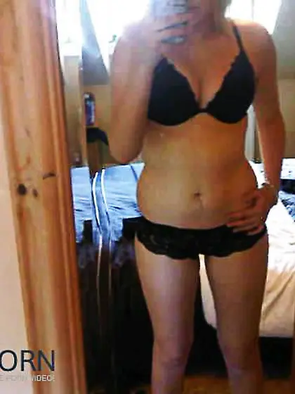 Filthy british teenager sends photos on phone